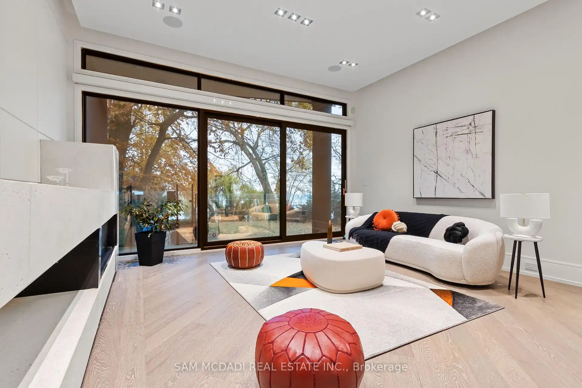 67 Lake Promenade, Toronto (W12888306) – image 16