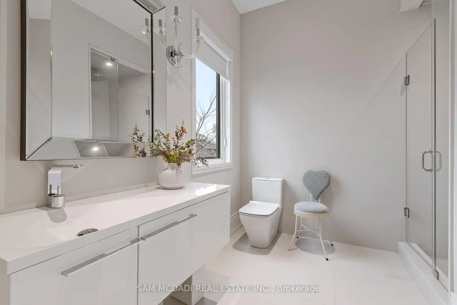 67 Lake Promenade, Toronto (W12888306) – image 25