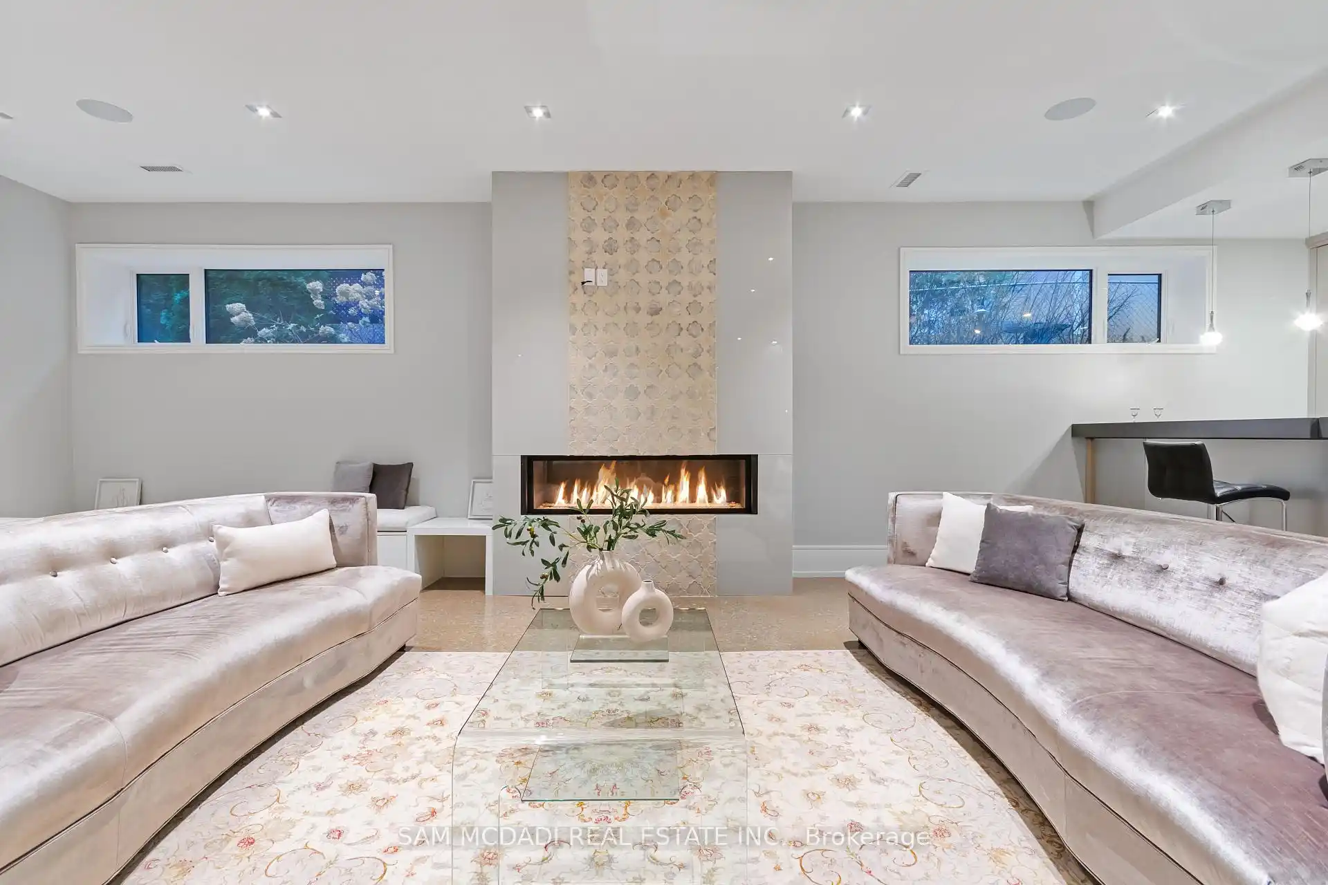67 Lake Promenade, Toronto (W12888306) – image 33