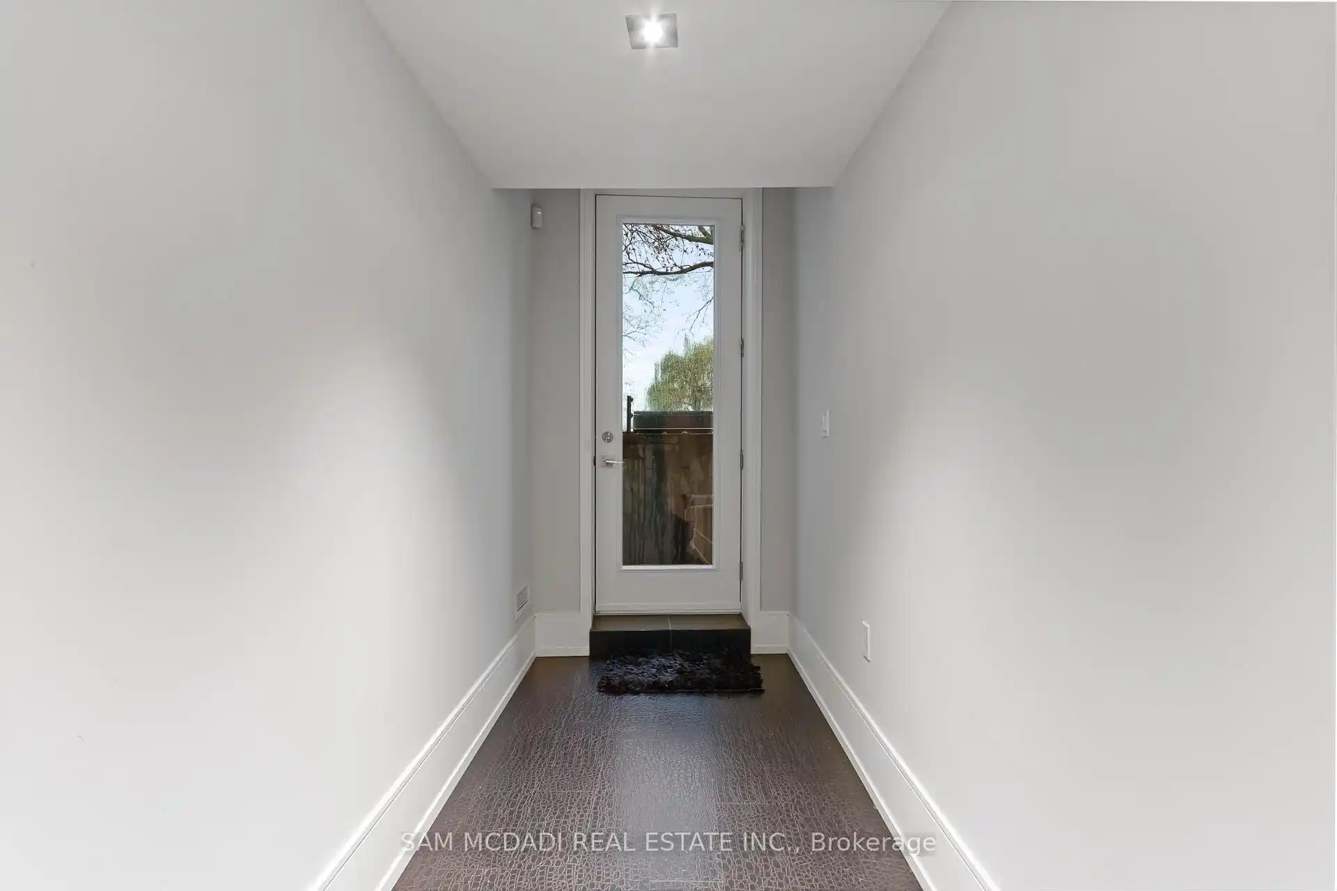 67 Lake Promenade, Toronto (W12888306) – image 42