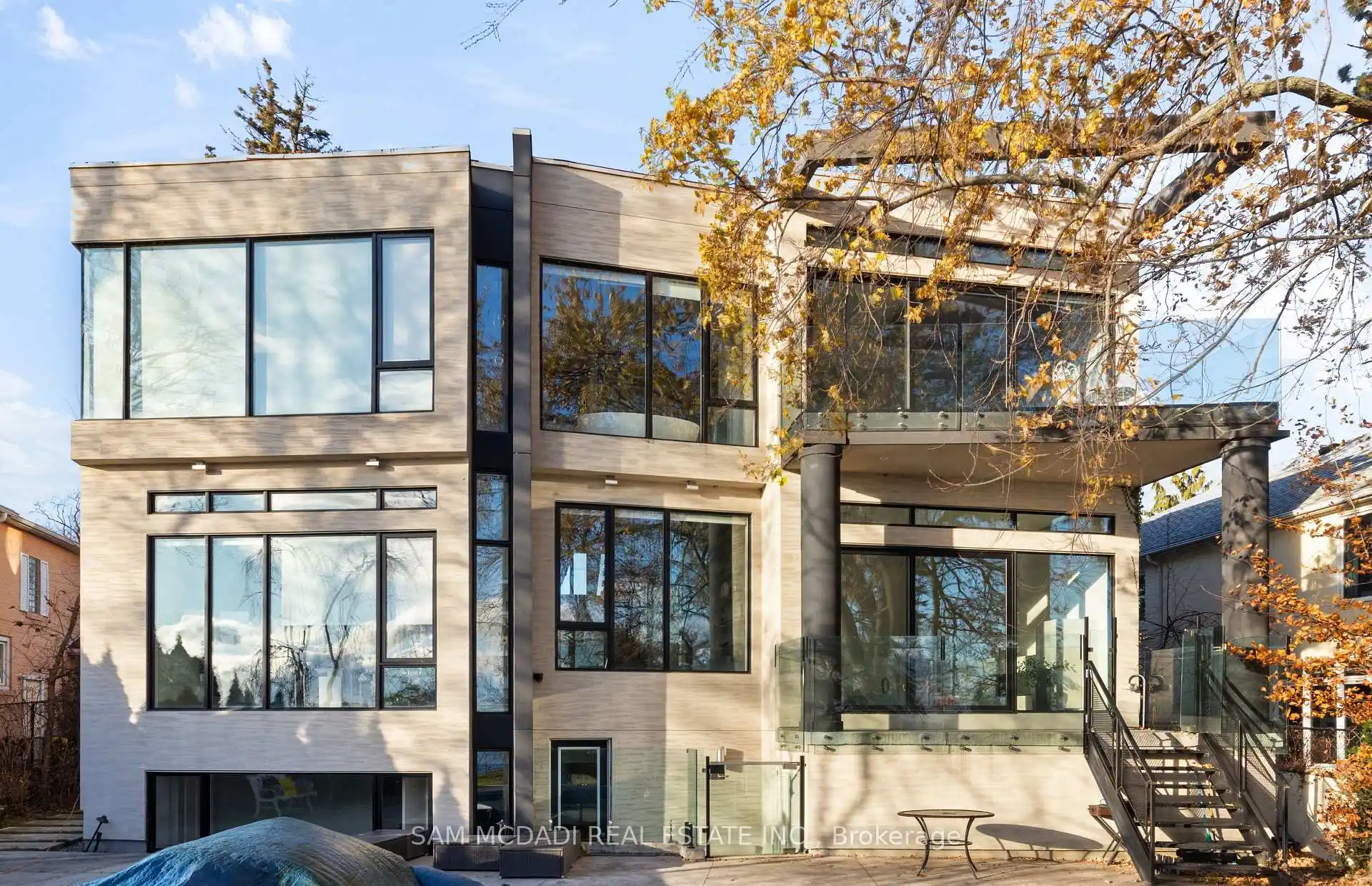 67 Lake Promenade, Toronto (W12888306) – image 44