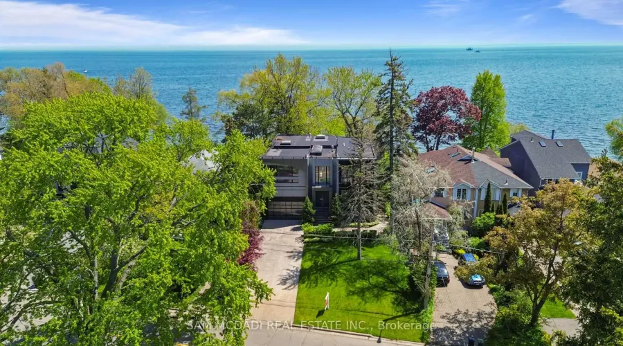 67 Lake Promenade, Toronto, Ontario, M8W 1A2, Canada, 4 Bedrooms Bedrooms, ,8 BathroomsBathrooms,Residential,For Sale,67 Lake Promenade,2002365