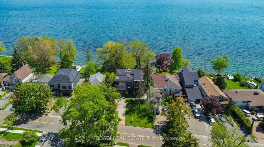 67 Lake Promenade, Toronto, Ontario, M8W 1A2, Canada, 4 Bedrooms Bedrooms, ,8 BathroomsBathrooms,Residential,For Sale,67 Lake Promenade,2002365