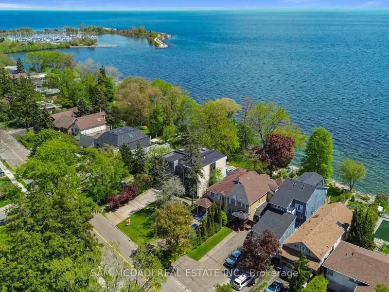 67 Lake Promenade, Toronto (W13478654) – image 3