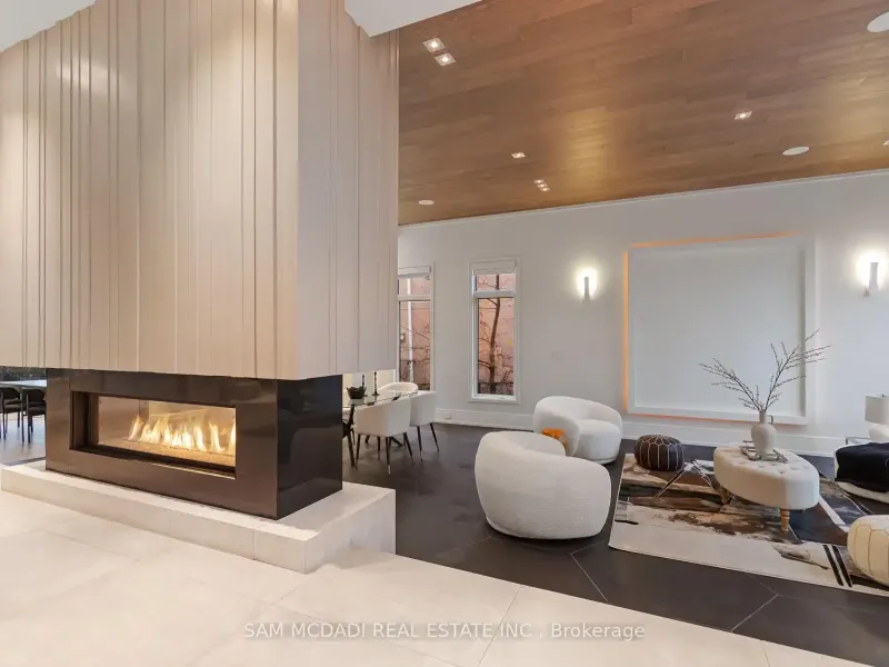 67 Lake Promenade, Toronto (W13478654) – image 9