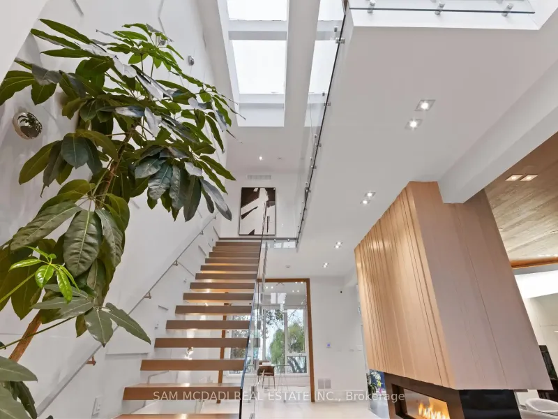 67 Lake Promenade, Toronto (W13478654) – image 20