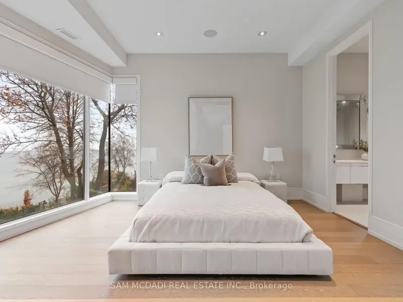 67 Lake Promenade, Toronto (W13478654) – image 26
