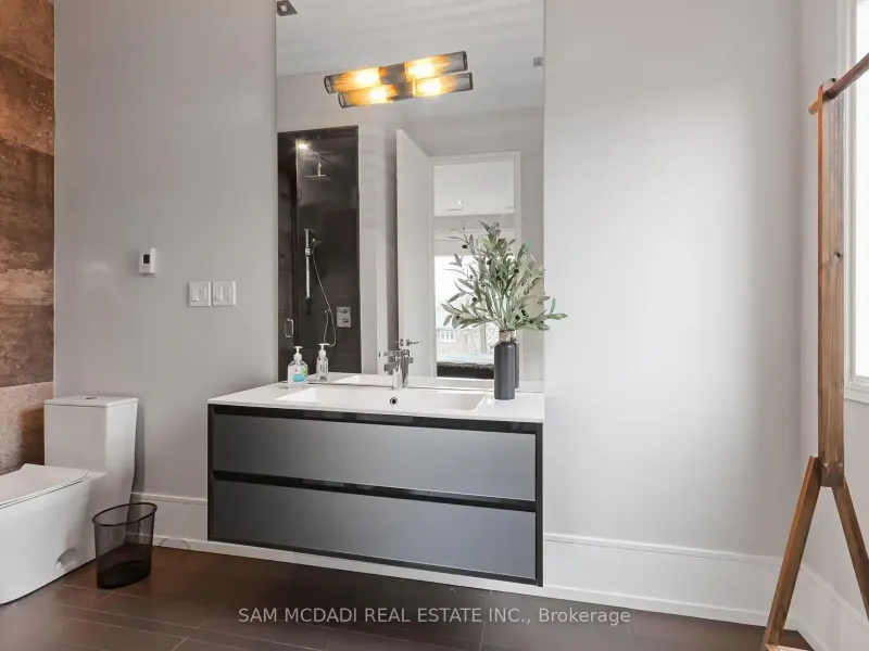 67 Lake Promenade, Toronto (W13478654) – image 29