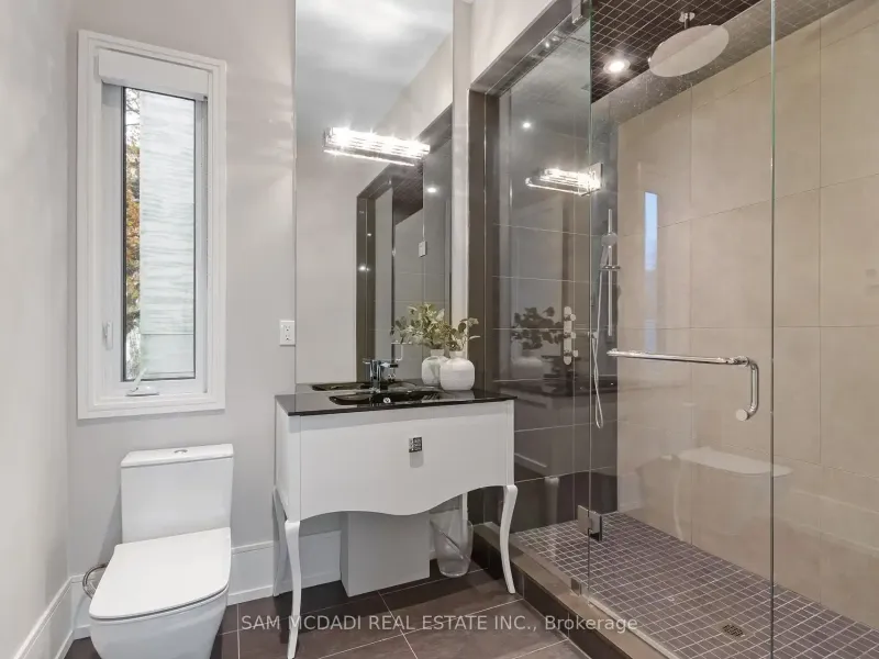 67 Lake Promenade, Toronto (W13478654) – image 31