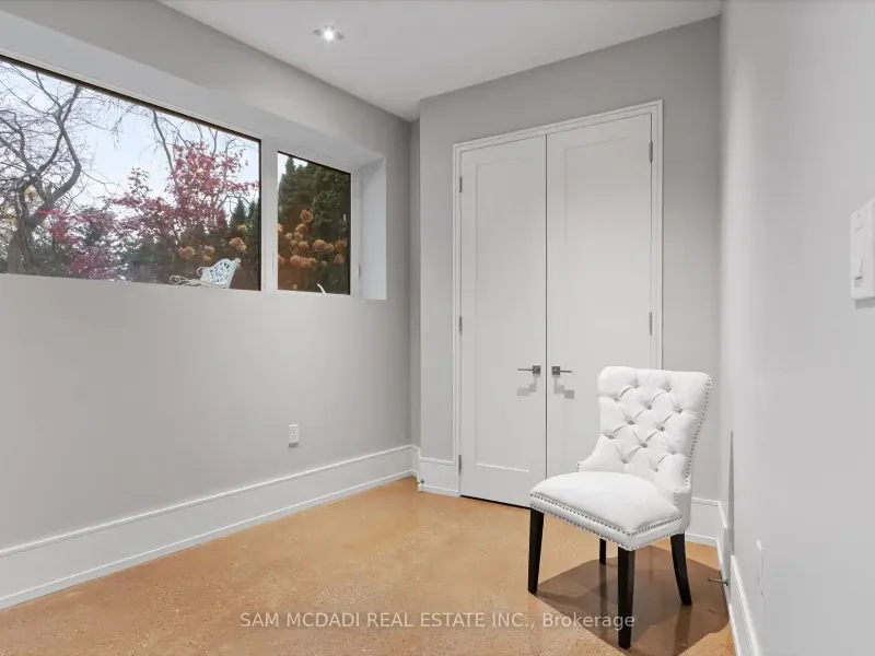 67 Lake Promenade, Toronto (W13478654) – image 37