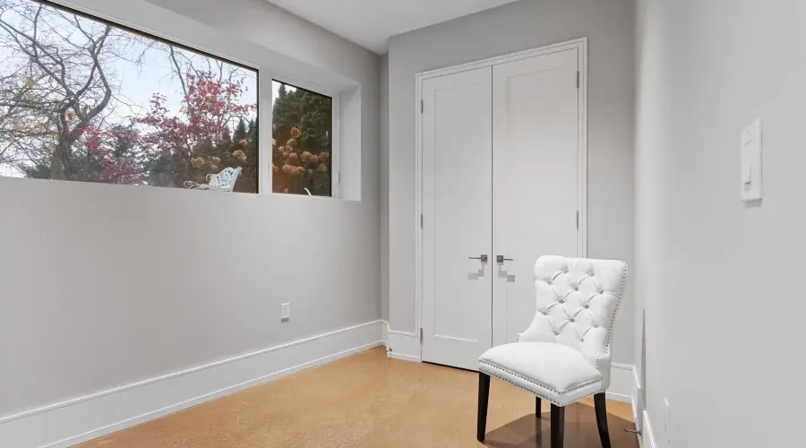 67 Lake Promenade, Toronto, Ontario, M8W 1A2, Canada, 4 Bedrooms Bedrooms, ,8 BathroomsBathrooms,Residential,For Sale,67 Lake Promenade,2002365