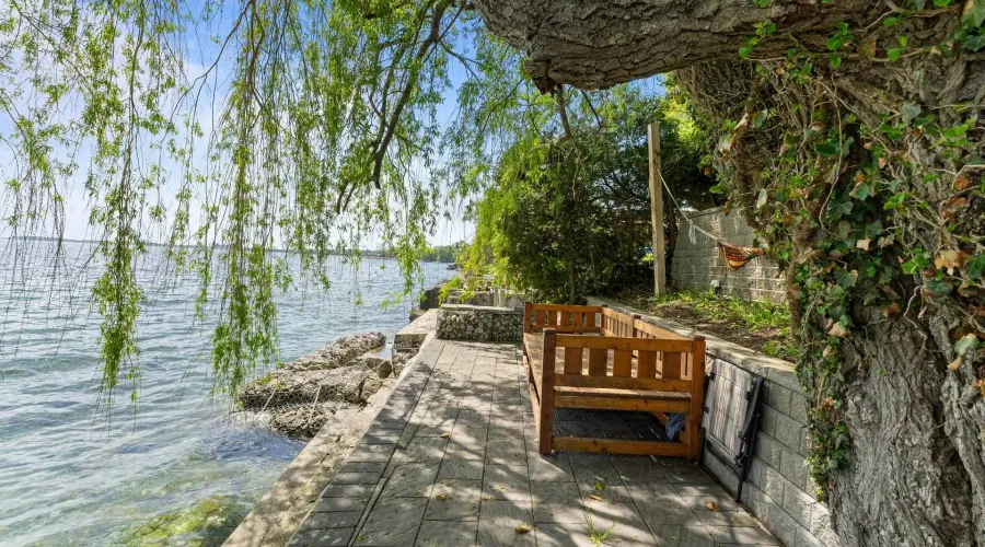 67 Lake Promenade, Toronto, Ontario, M8W 1A2, Canada, 4 Bedrooms Bedrooms, ,8 BathroomsBathrooms,Residential,For Sale,67 Lake Promenade,2002365