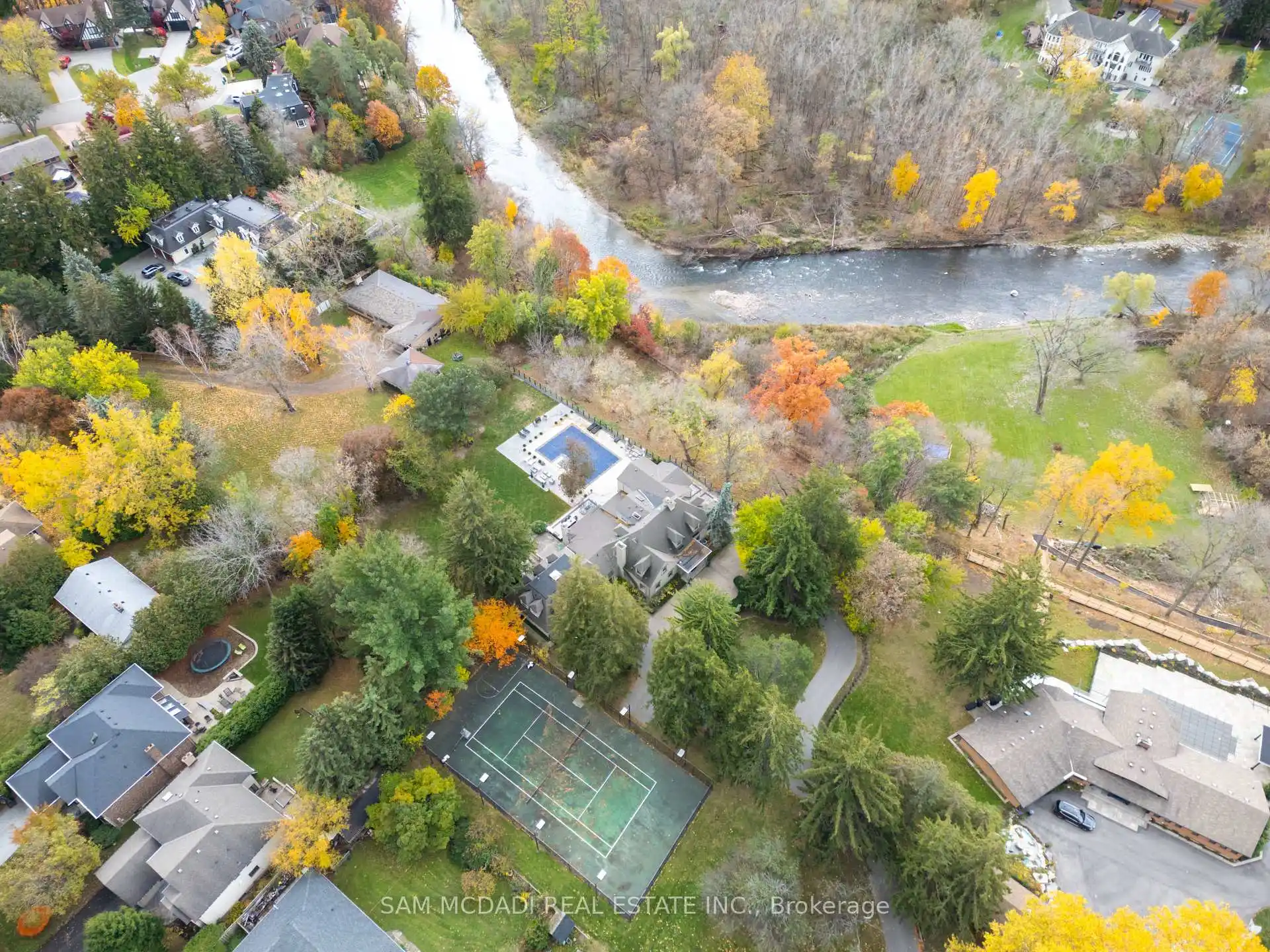 2552 Jarvis Street, Mississauga (W12704008) – image 1
