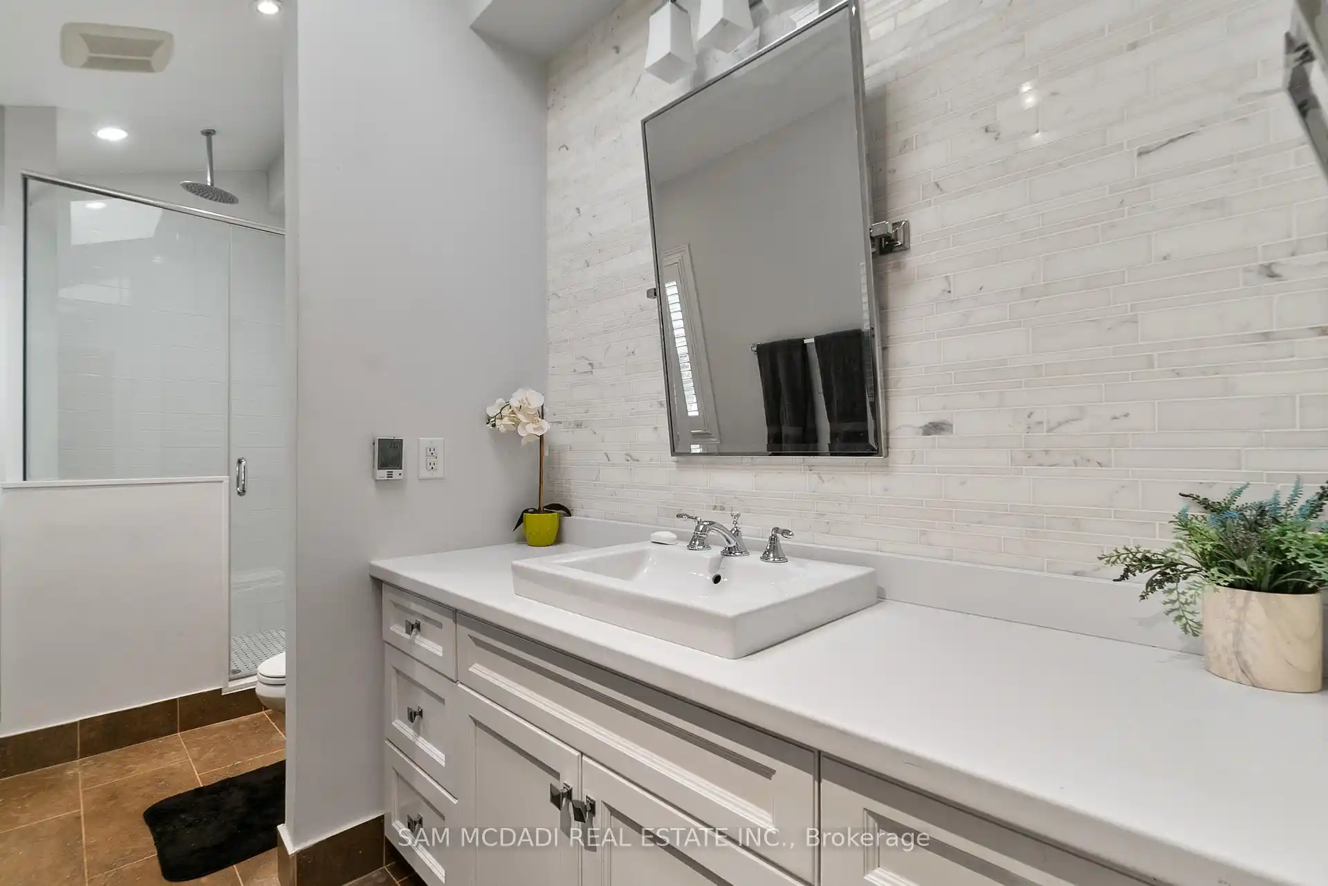 2552 Jarvis Street, Mississauga (W12704008) – image 30