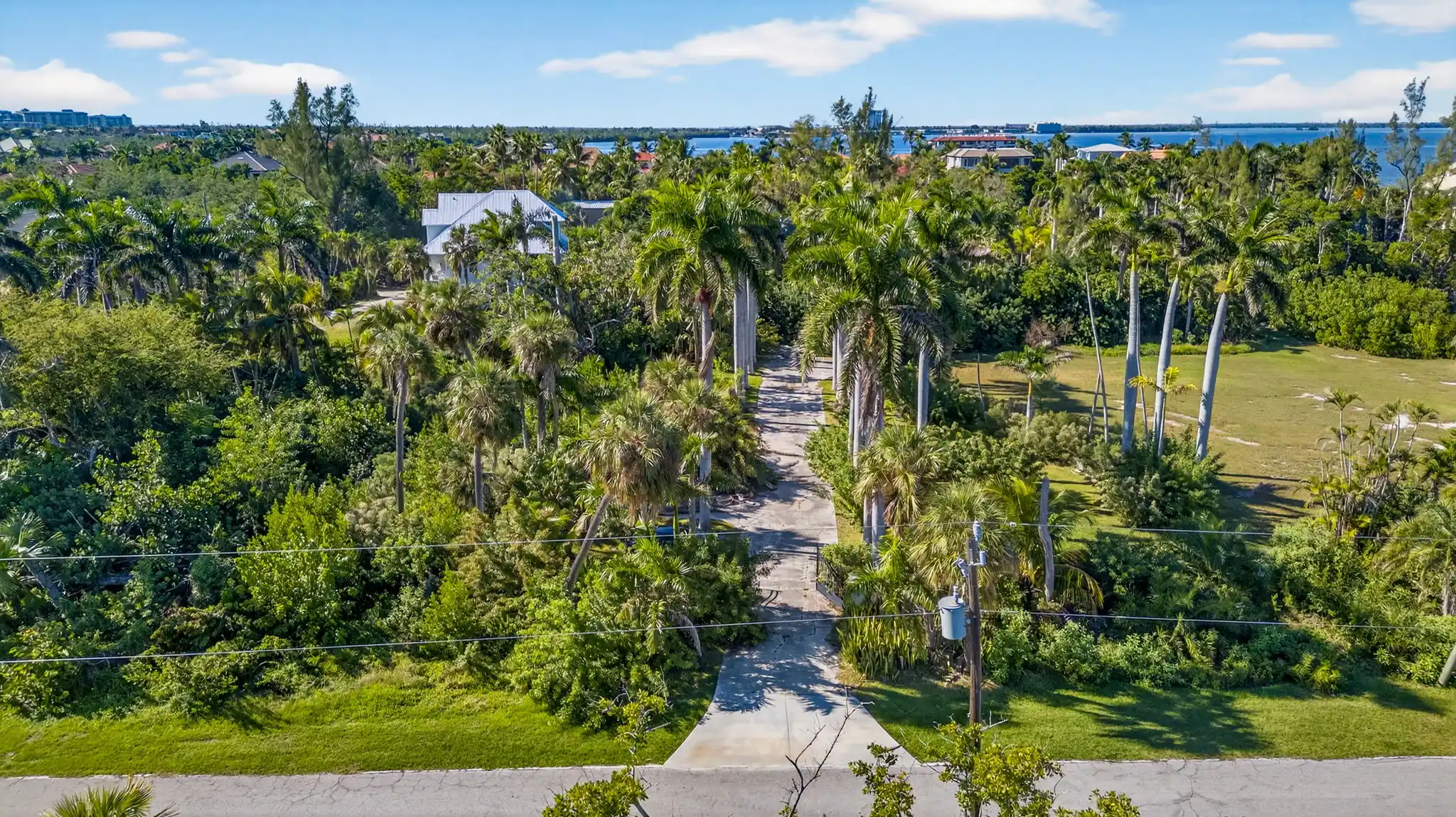 WATERFRONT OPPORTUNITY - FORT MYERS CALOOSAHATCHEE RIVER – image 5