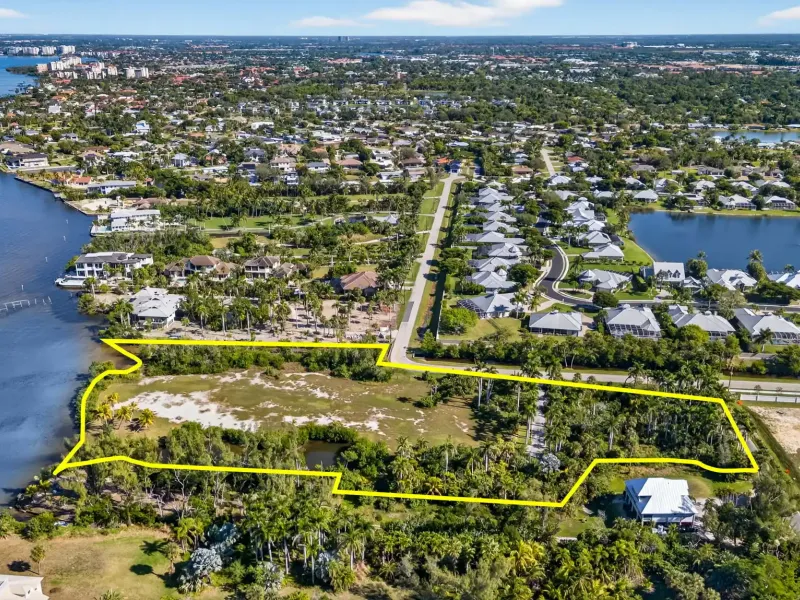 WATERFRONT OPPORTUNITY - CALOOSAHATCHEE RIVER "CONTINGENT" – image 10