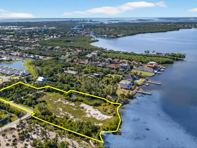 WATERFRONT OPPORTUNITY - CALOOSAHATCHEE RIVER "CONTINGENT" – image 14