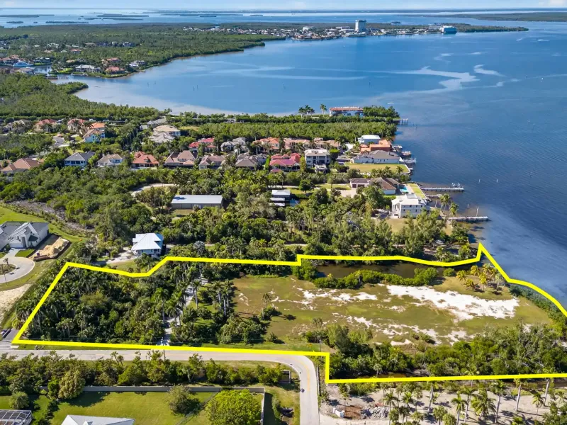 WATERFRONT OPPORTUNITY - CALOOSAHATCHEE RIVER "CONTINGENT" – image 21