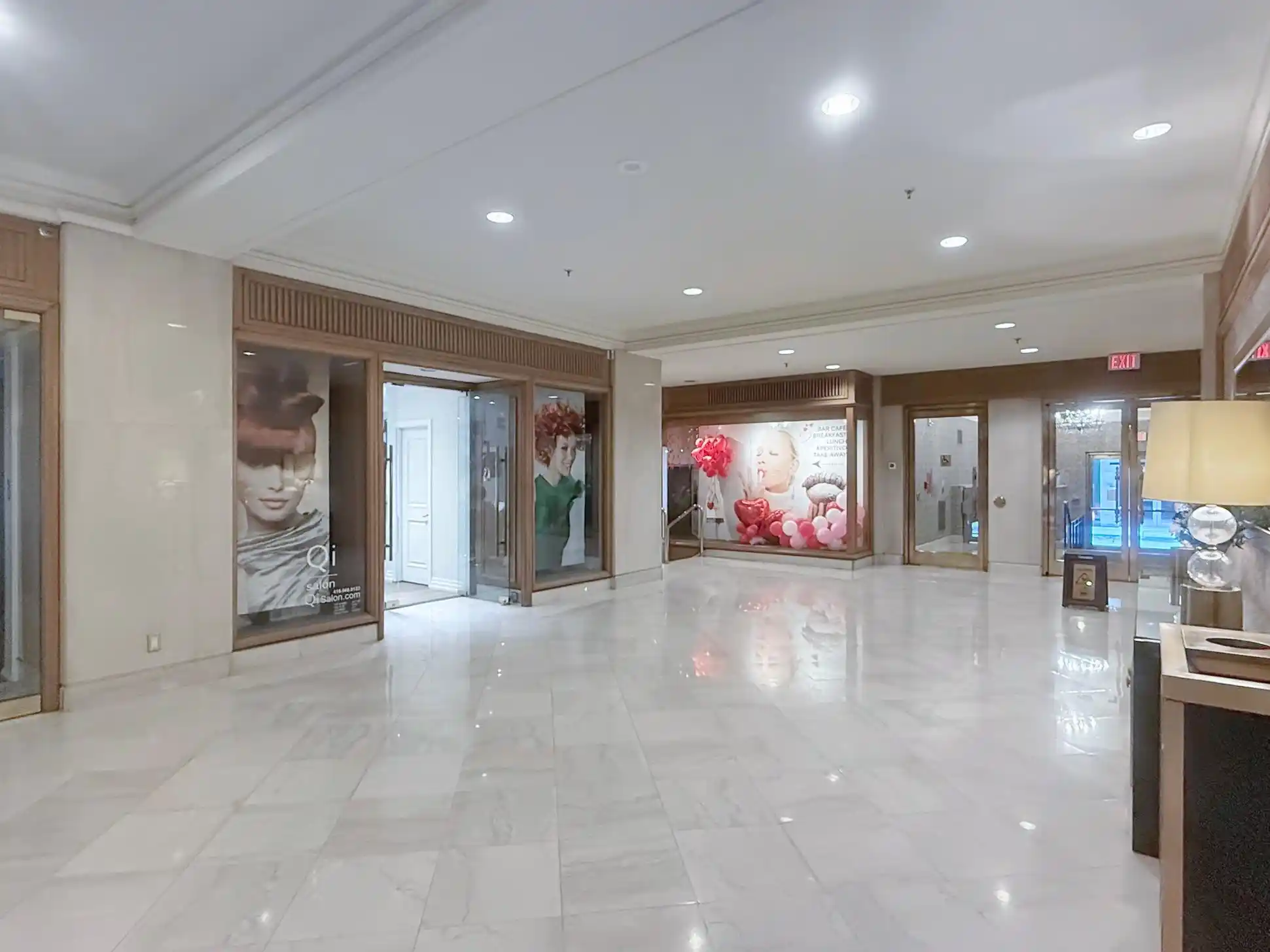 22 Leader Lane 522. Toronto – image 5