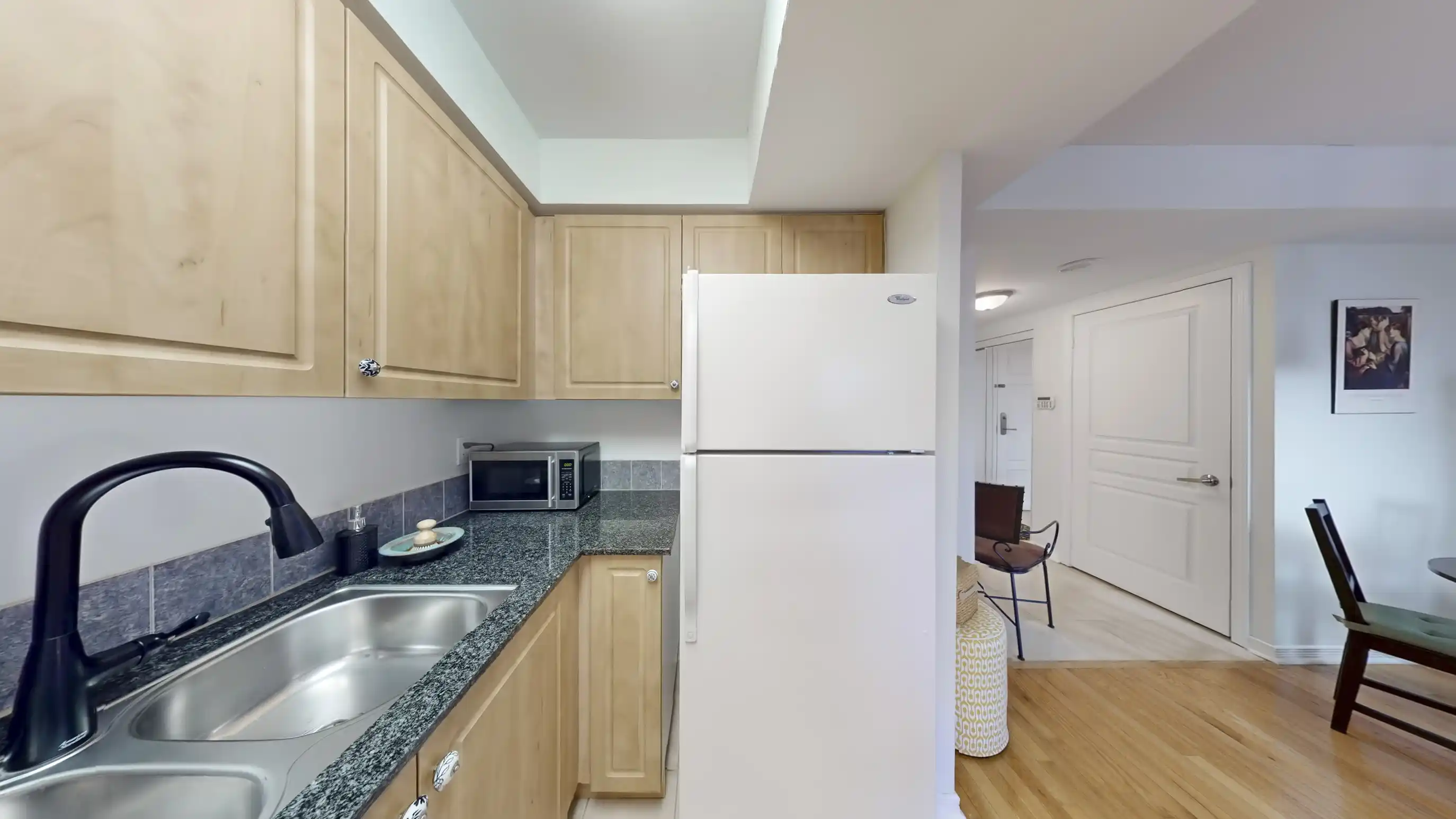330 Red Maple Road #207 – image 16