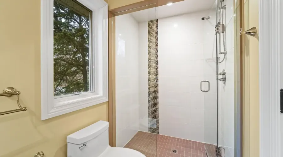 1286 Woodeden Drive, Mississauga, Ontario, L5H 2T6, Canada, 4 Bedrooms Bedrooms, ,7 BathroomsBathrooms,Residential,For Sale,2011222