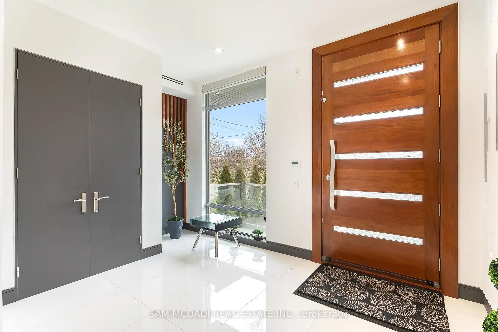 852 Goodwin Road, Mississauga (W12725740) – image 2
