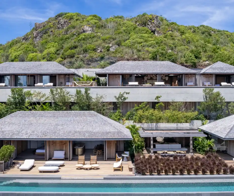 OVERLOOKING THE BAY OF MARIGOT IN SAINT BARTHELEMY – image 13