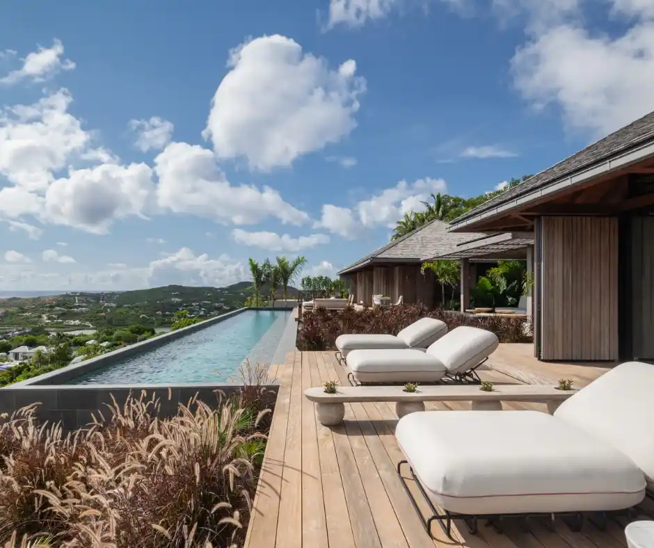 OVERLOOKING THE BAY OF MARIGOT IN SAINT BARTHELEMY – image 7