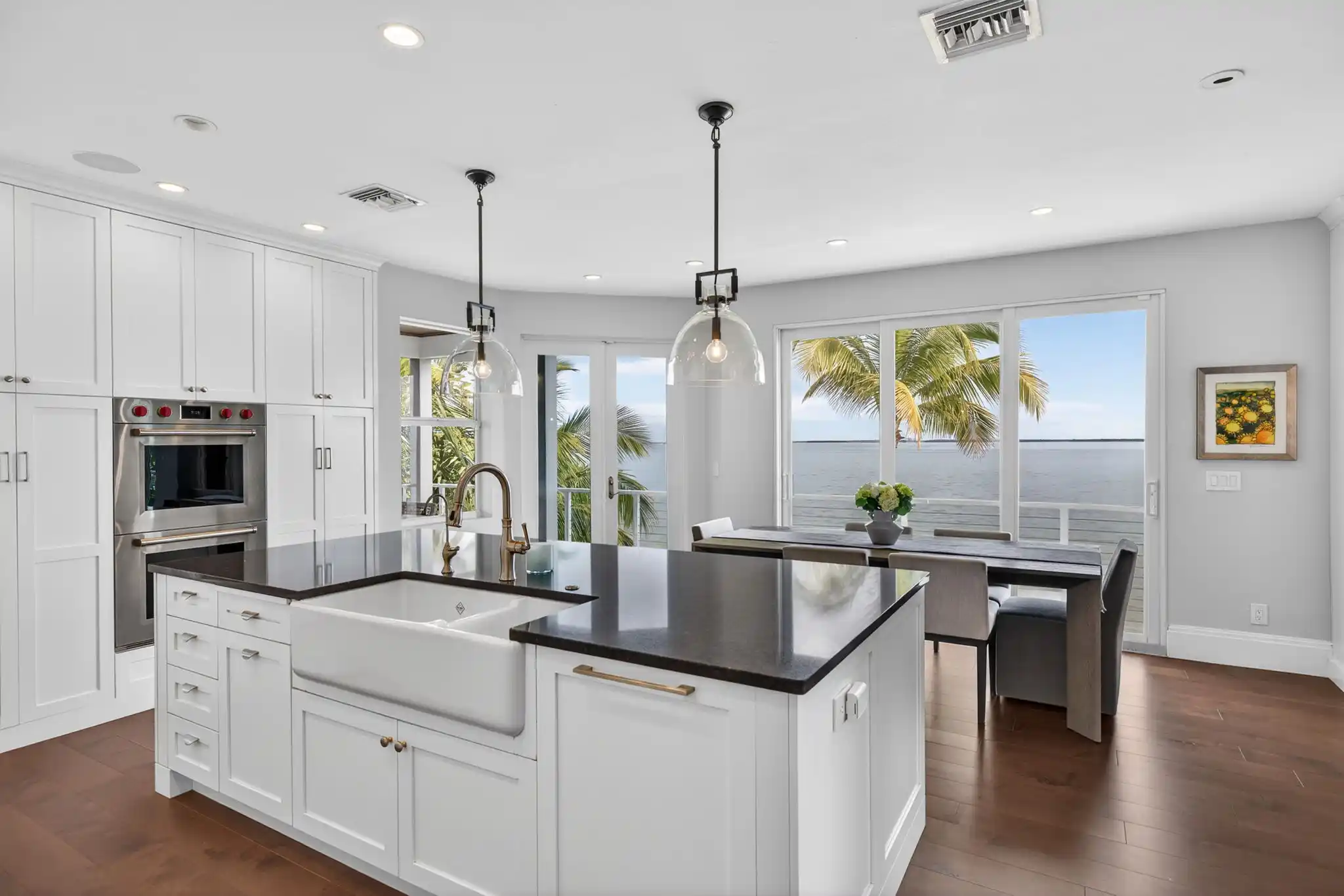 BAYFRONT LUXURY - SANIBEL ISLAND "CONTINGENT" – image 15