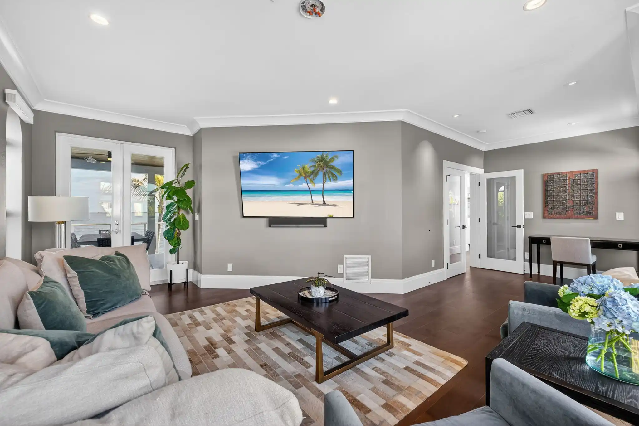 BAYFRONT LUXURY - SANIBEL ISLAND "CONTINGENT" – image 24