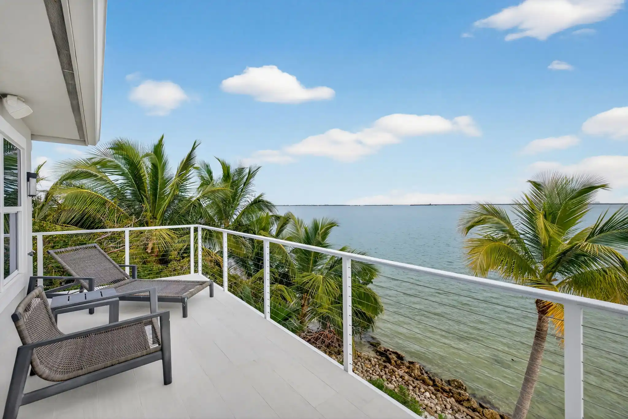 BAYFRONT LUXURY - SANIBEL ISLAND "CONTINGENT" – image 36