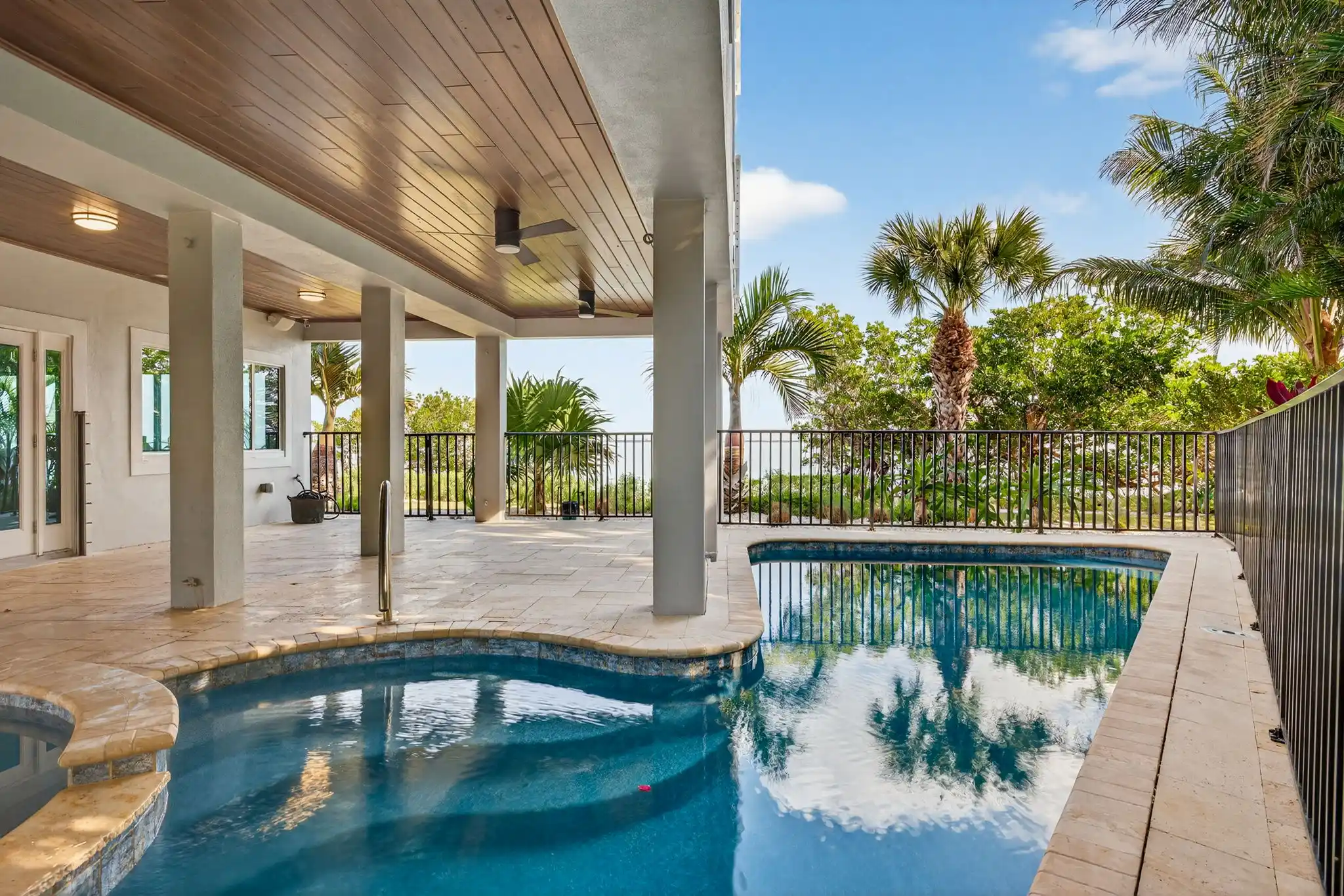BAYFRONT LUXURY - SANIBEL ISLAND "CONTINGENT" – image 51