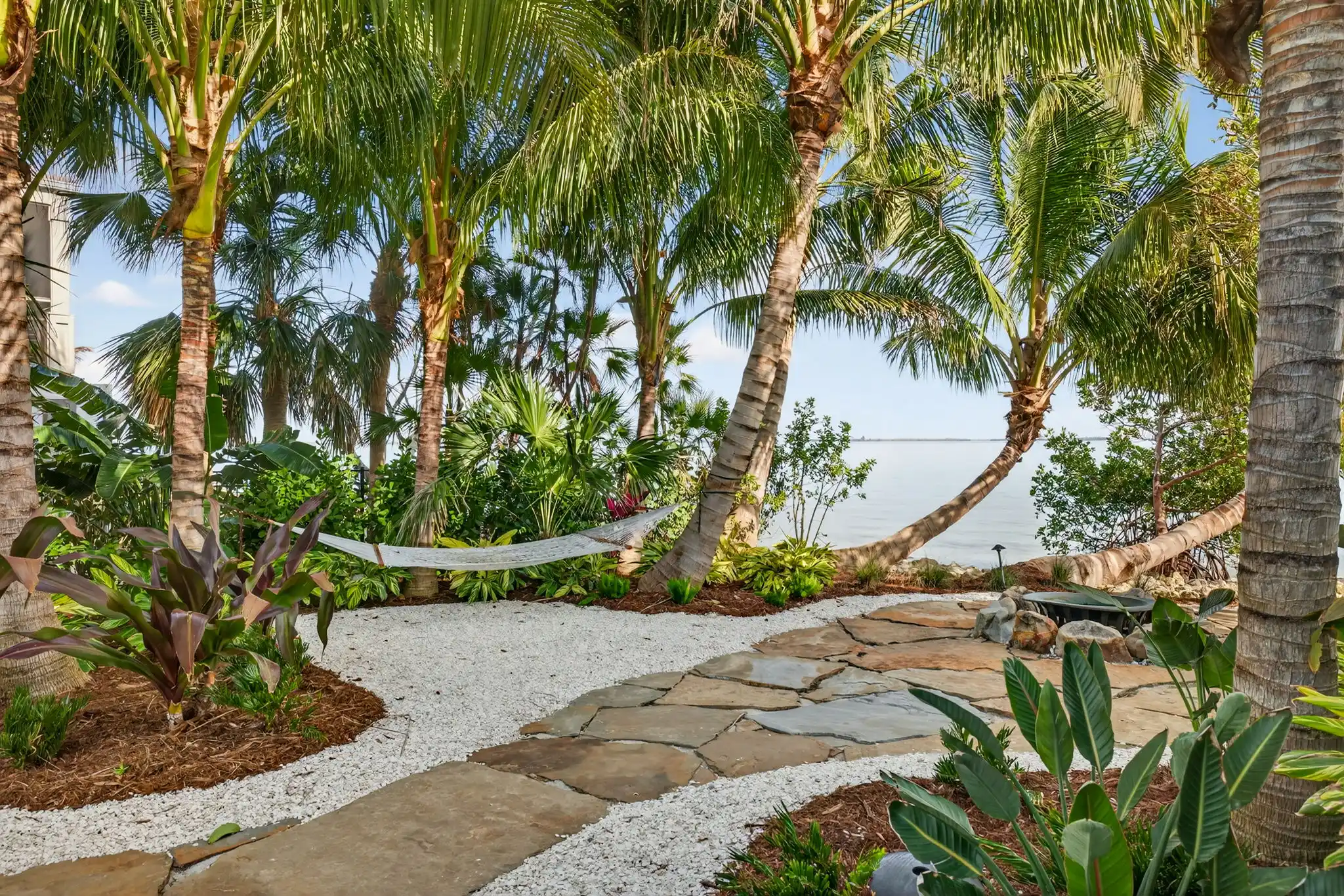 BAYFRONT LUXURY - SANIBEL ISLAND "CONTINGENT" – image 55