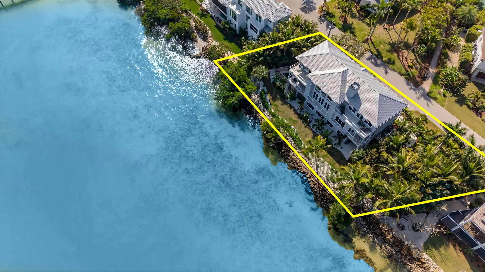 BAYFRONT LUXURY - SANIBEL ISLAND "CONTINGENT" – image 58