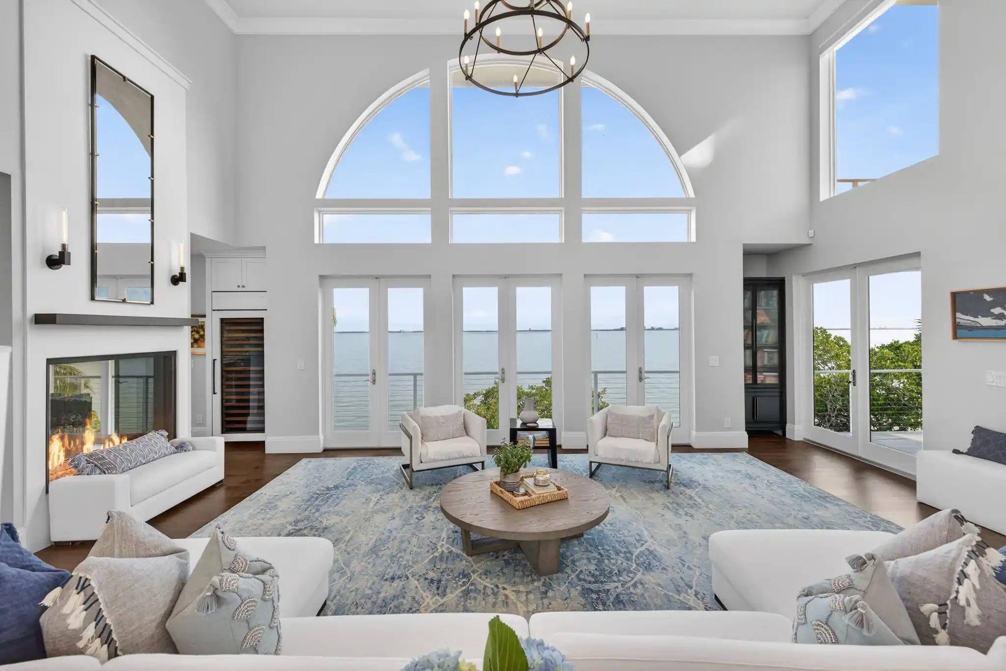 BAYFRONT LUXURY - SANIBEL ISLAND "CONTINGENT" – image 6