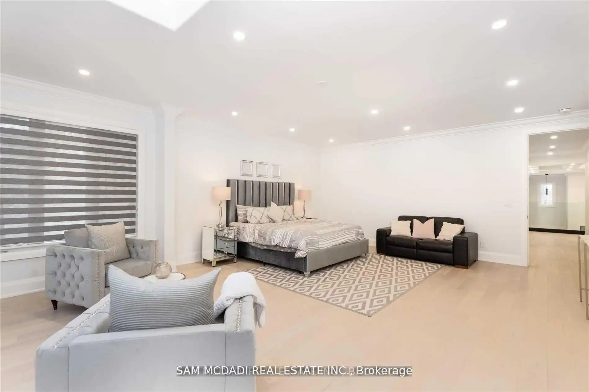 1138 Garden Road, Mississauga (W12754742) – image 22