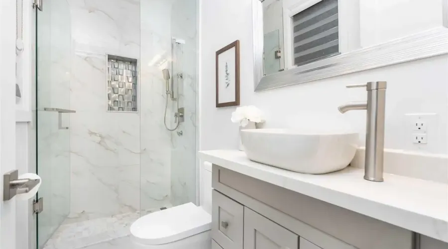 1138 Garden Road, Mississauga, Ontario, L5H 3J6, Canada, 5 Bedrooms Bedrooms, ,8 BathroomsBathrooms,Residential,For Sale,2014971