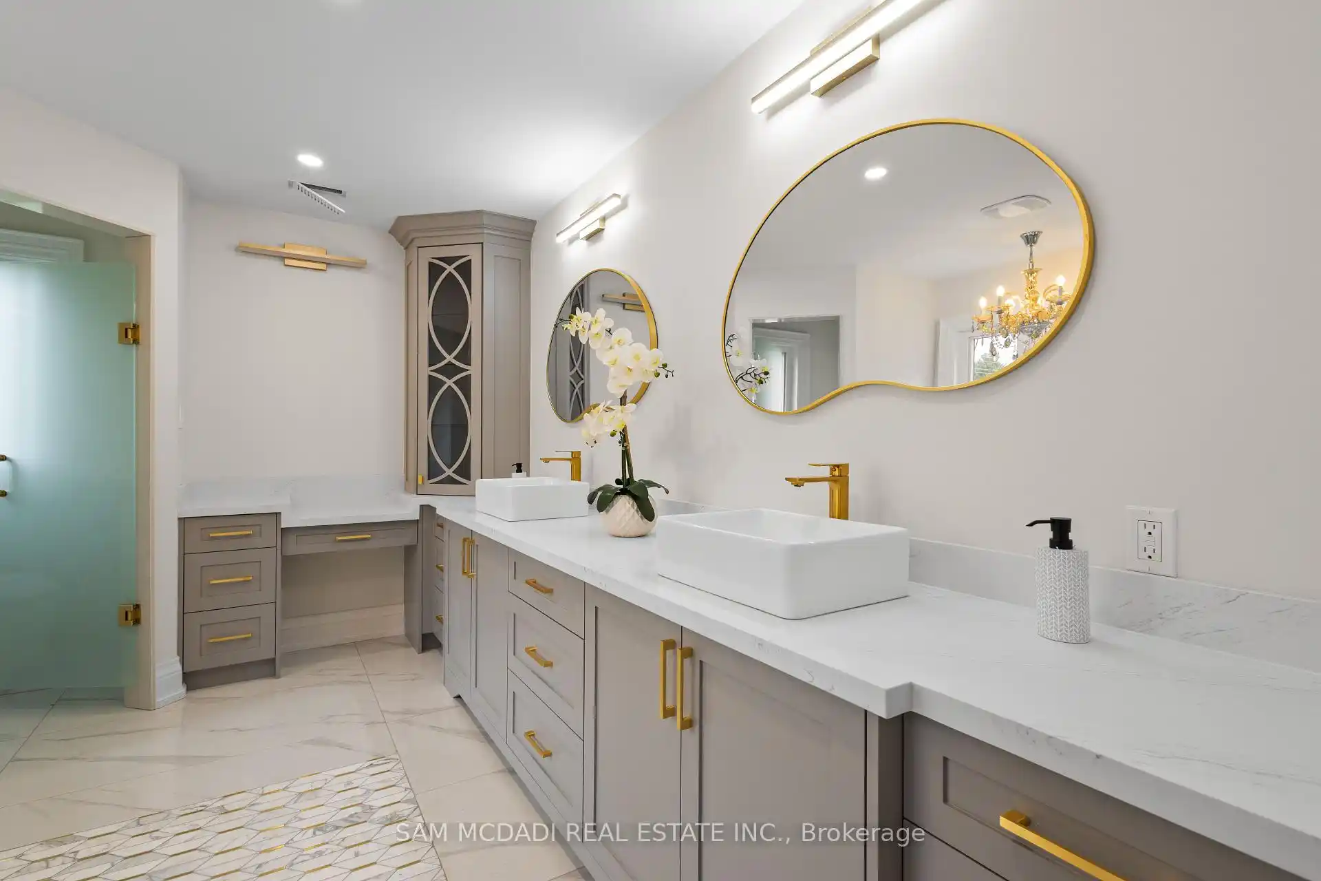 72 Oakes Drive, Mississauga (W12773768) – image 21