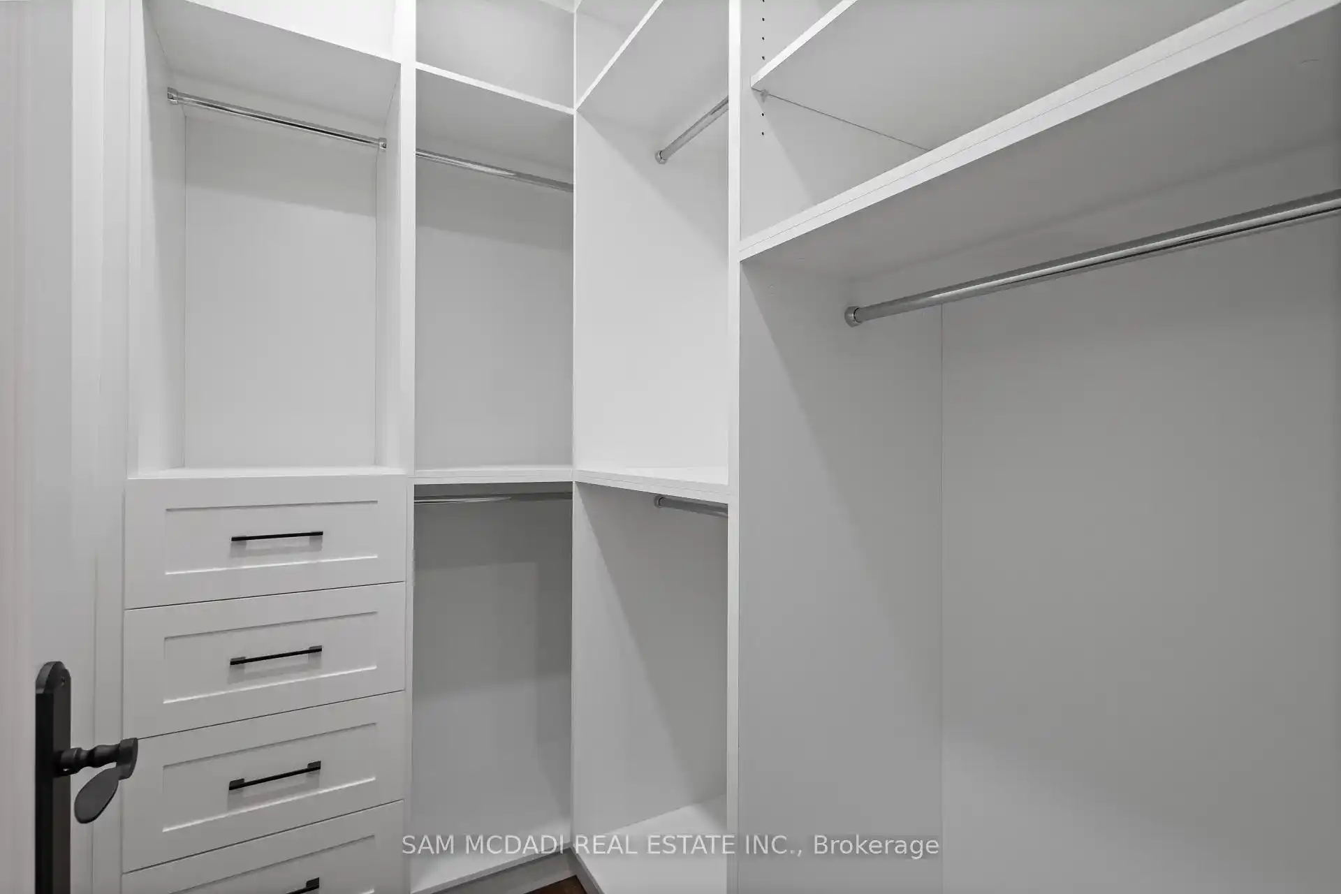 72 Oakes Drive, Mississauga (W12773768) – image 30
