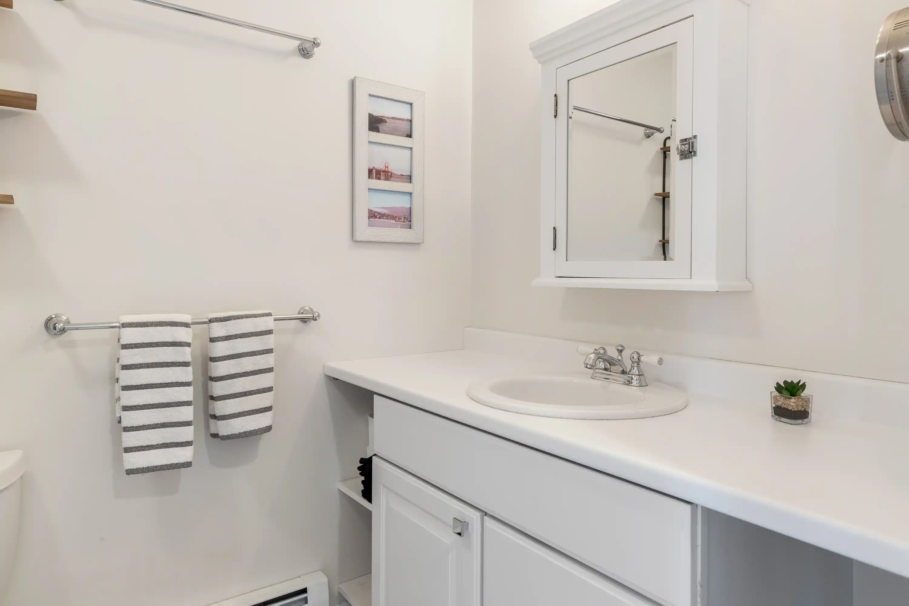 2 Breezy Point Road – image 17