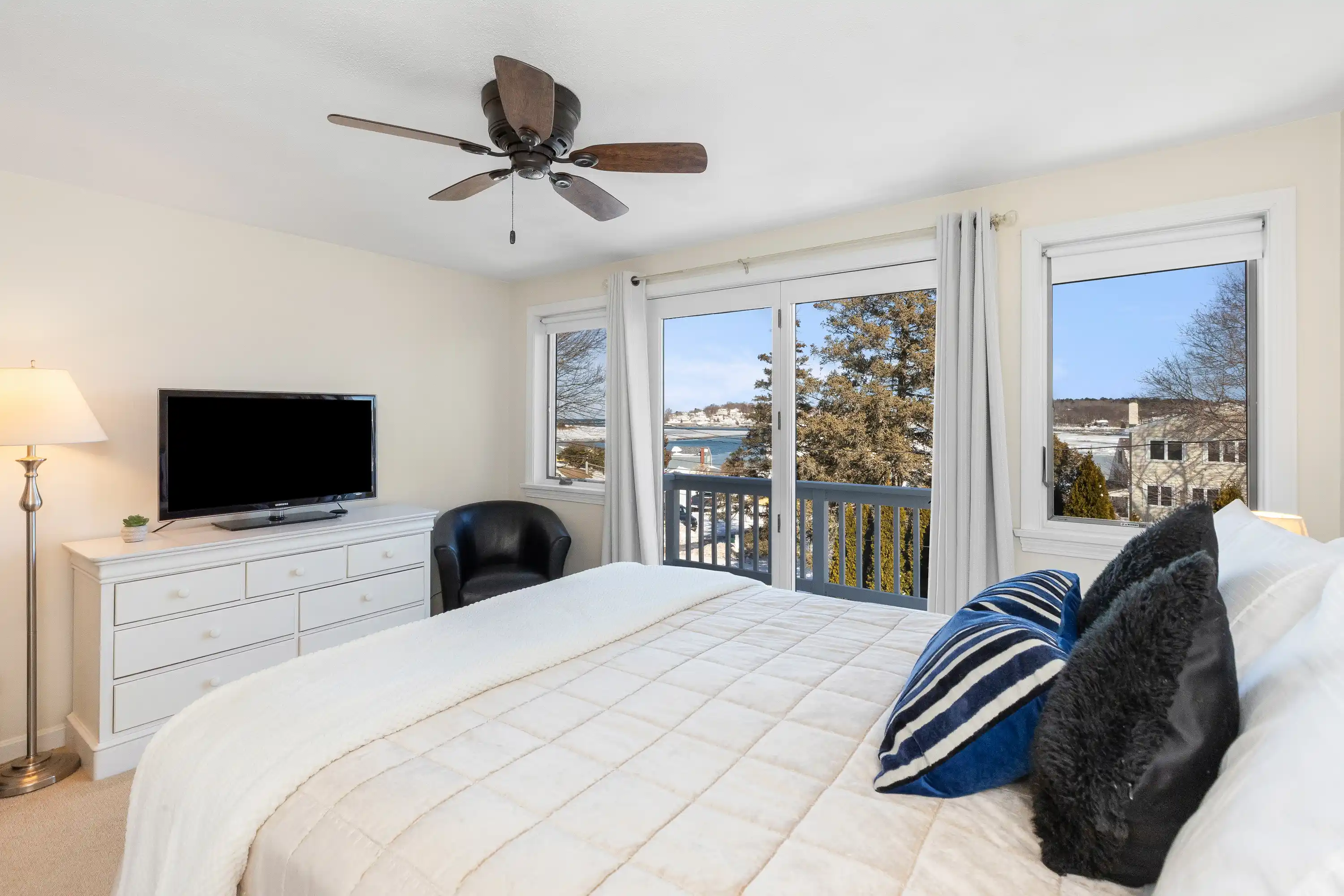 2 Breezy Point Road – image 16