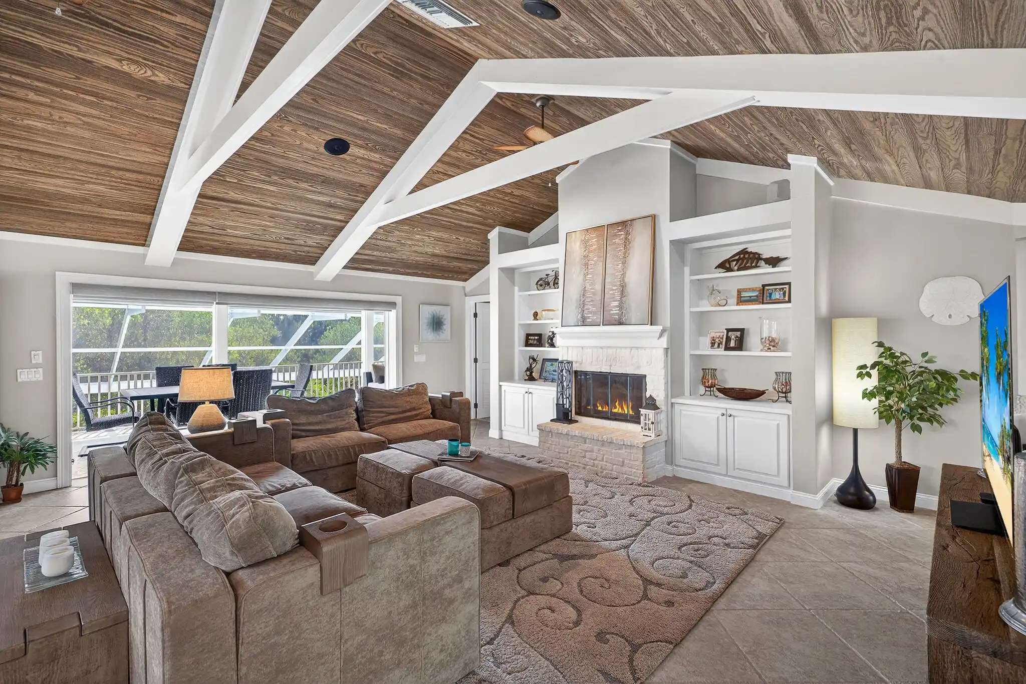 SECLUDED ISLAND OASIS "PENDING" – image 4