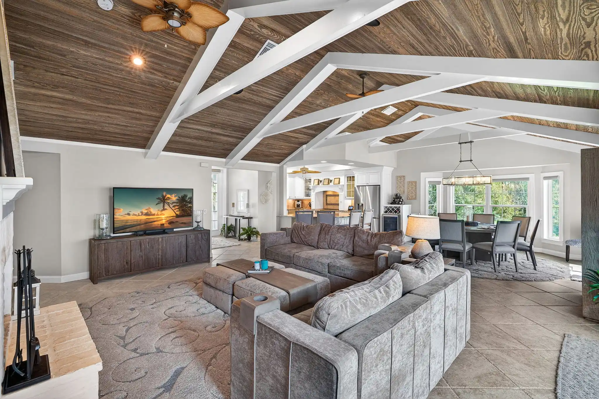 SECLUDED ISLAND OASIS "PENDING" – image 8