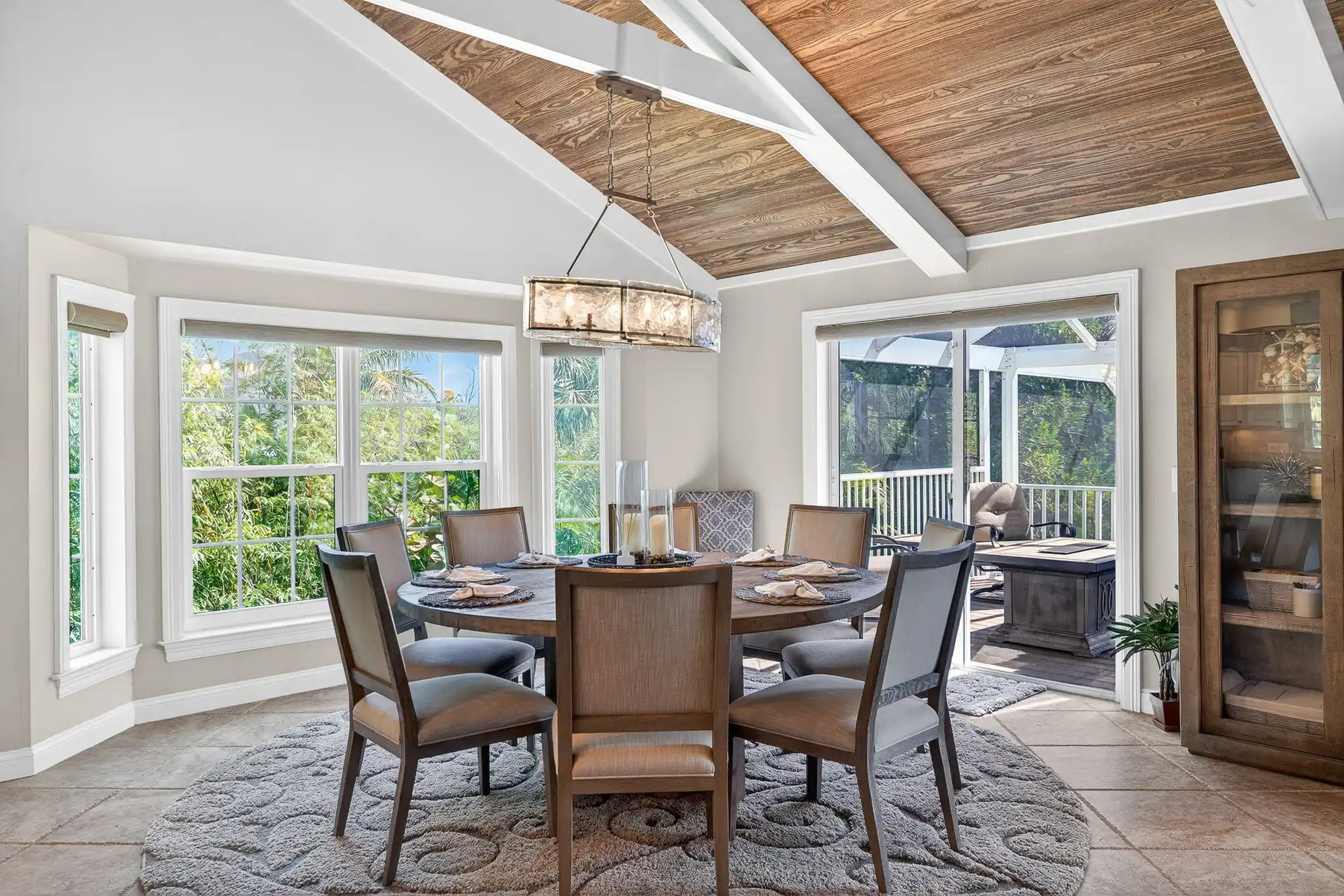 SECLUDED ISLAND OASIS "PENDING" – image 9