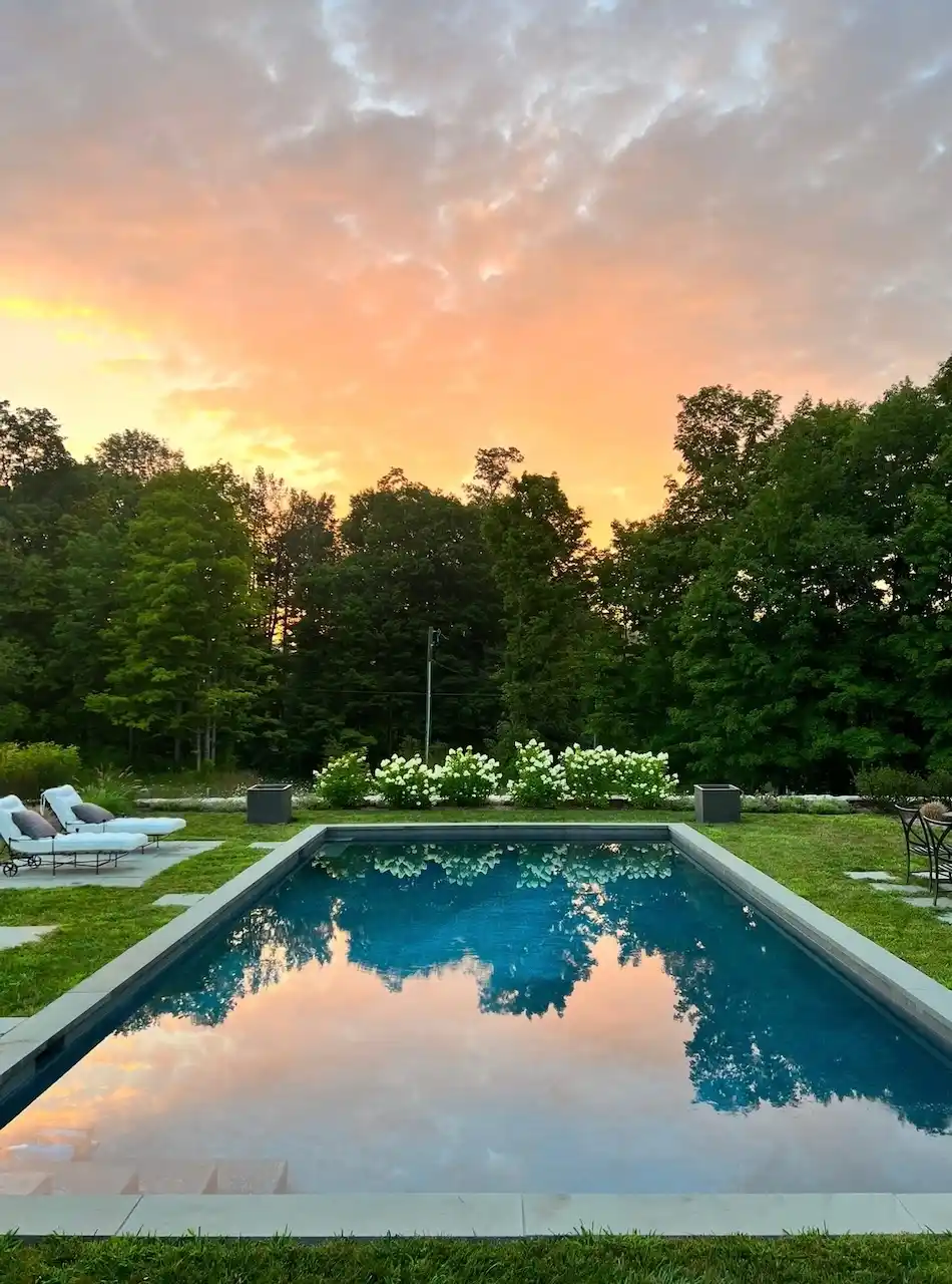 Custom Built Modern Luxury with Pool – image 2