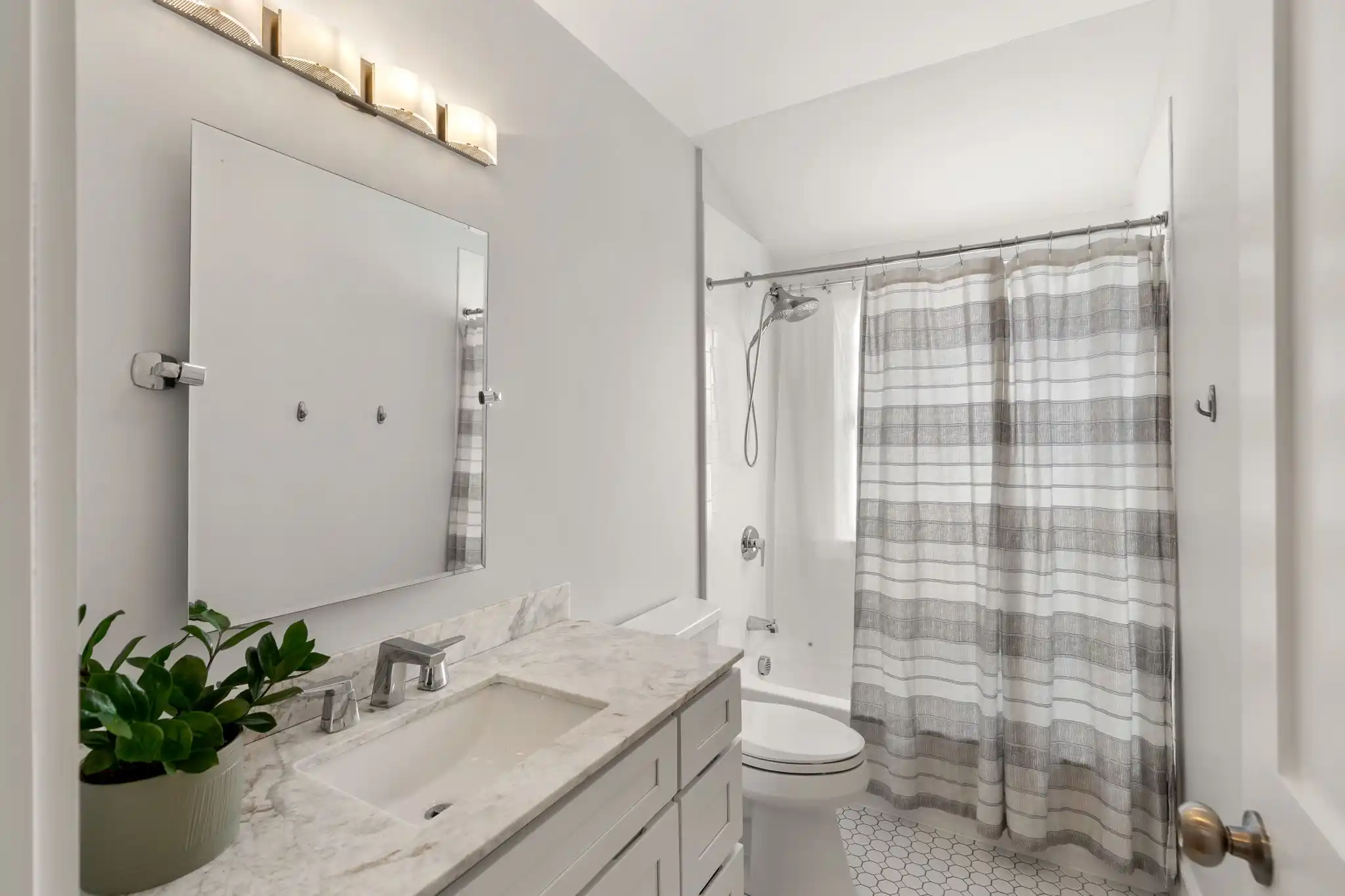 61 Grove Street, Winchester, MA 01890 – image 27