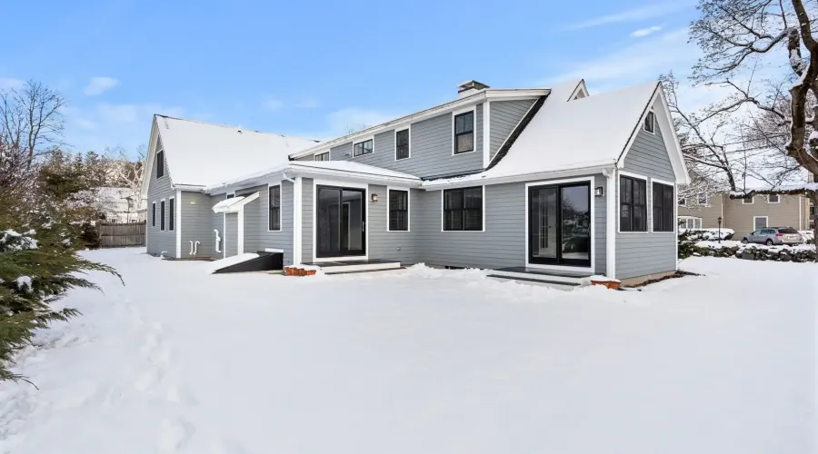 61 Grove st, Winchester, Massachusetts, United States, 5 Bedrooms Bedrooms, 12 Rooms Rooms,4 BathroomsBathrooms,Residential,For Sale,Grove,2023013
