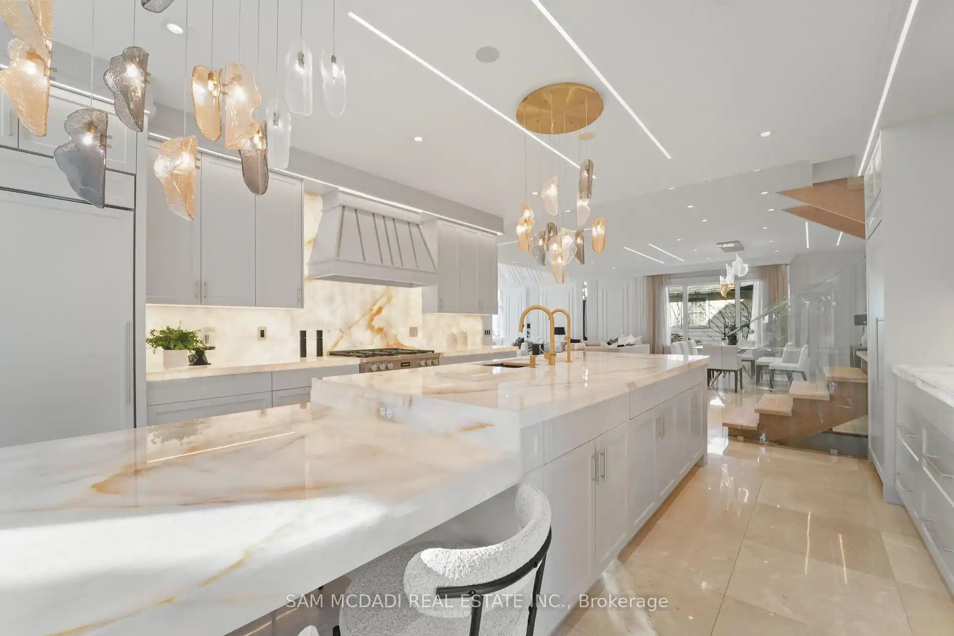 3168 Lakeshore Road W, Oakville (W12839440) – image 13