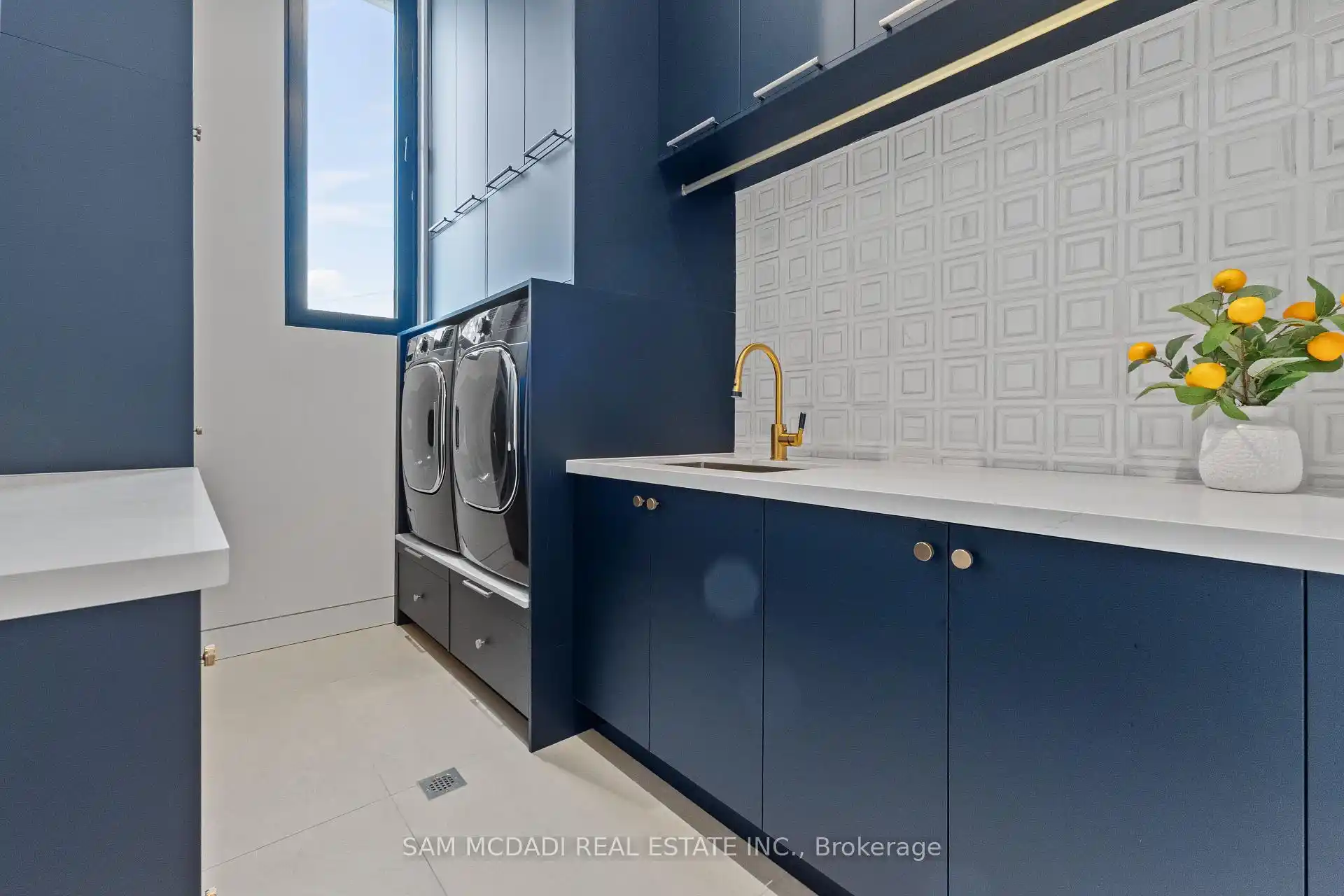 2186 Harcourt Crescent, Mississauga (W12851210) – image 19