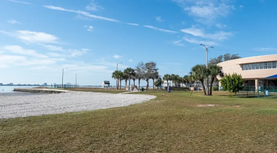 6251 10th Avenue S, Gulfport, Florida, 33707, United States, 4 Bedrooms Bedrooms, 14 Rooms Rooms,2 BathroomsBathrooms,Residential,For Sale,10th Avenue ,2024357